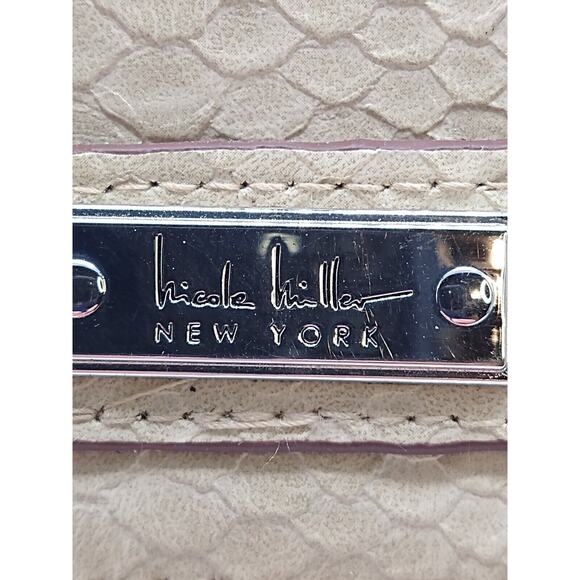 Nicole Miller Soft Leather Wallet Wristlet Tan Zipper Detail - Picture 5 of 7